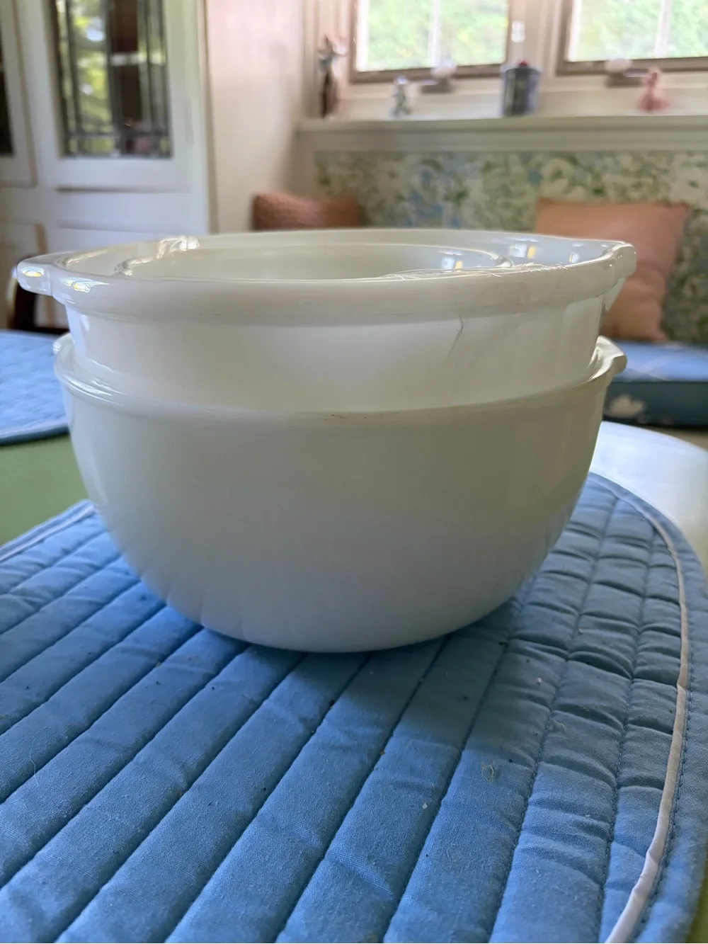 Set of 3 white milk glass sunbeam mixing bowls